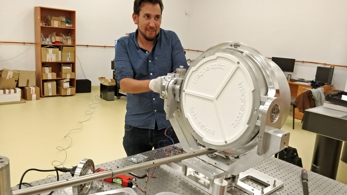 ILAO star deformable mirror UHIL adaptive optics laser